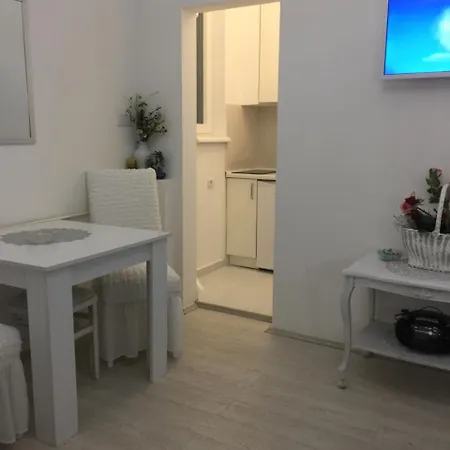 Majke Jevrosime 42 Apartment Belgrade